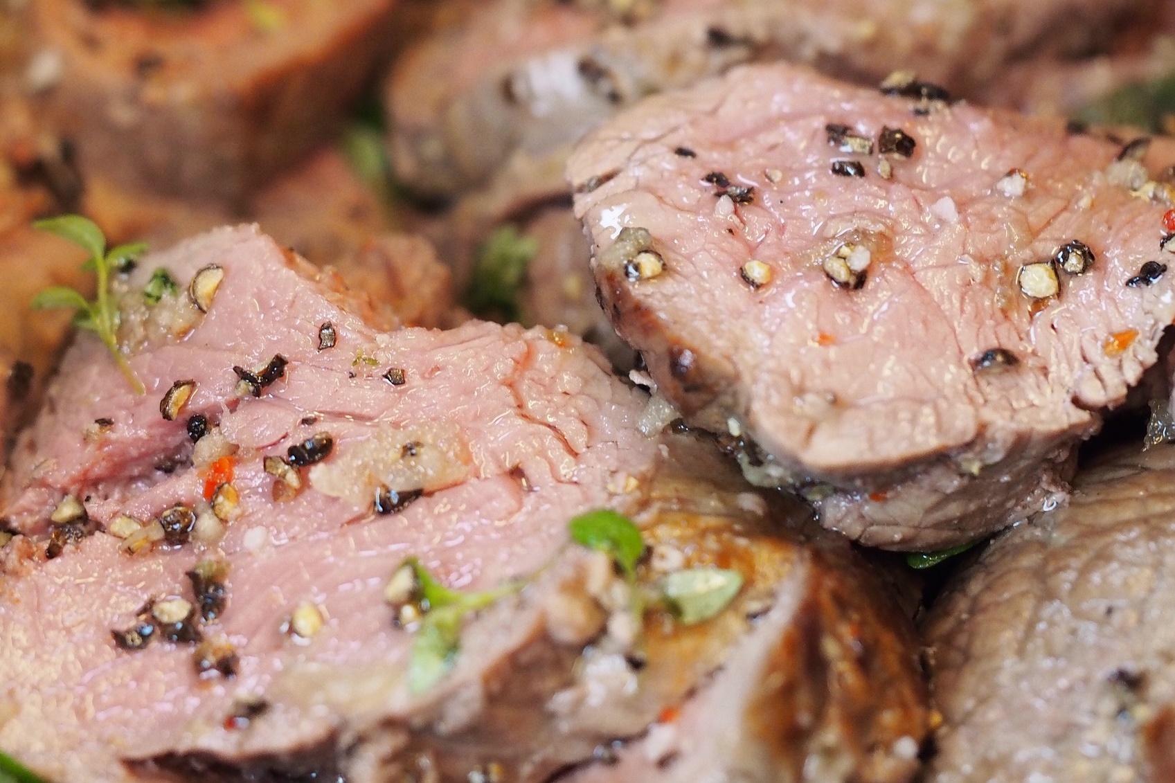 Filet de veau de lait fermier élevé sous la mère d'Alsace Julien Winling