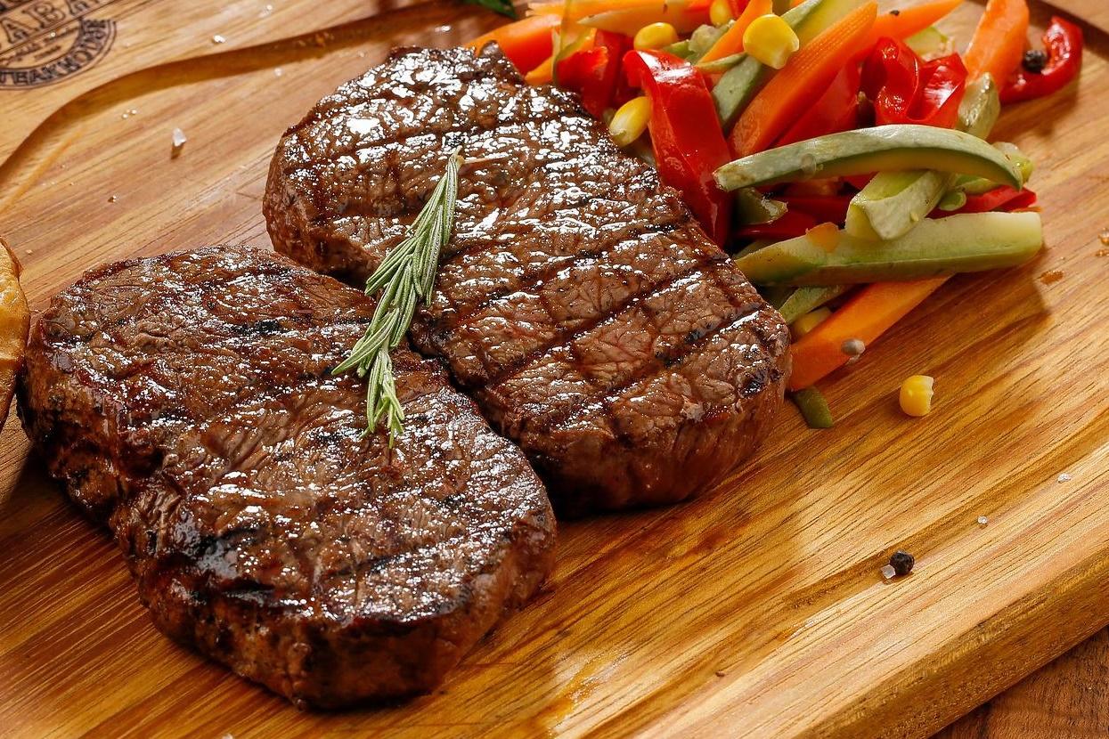 4. Steaks de boeuf (suggestion de présentation)